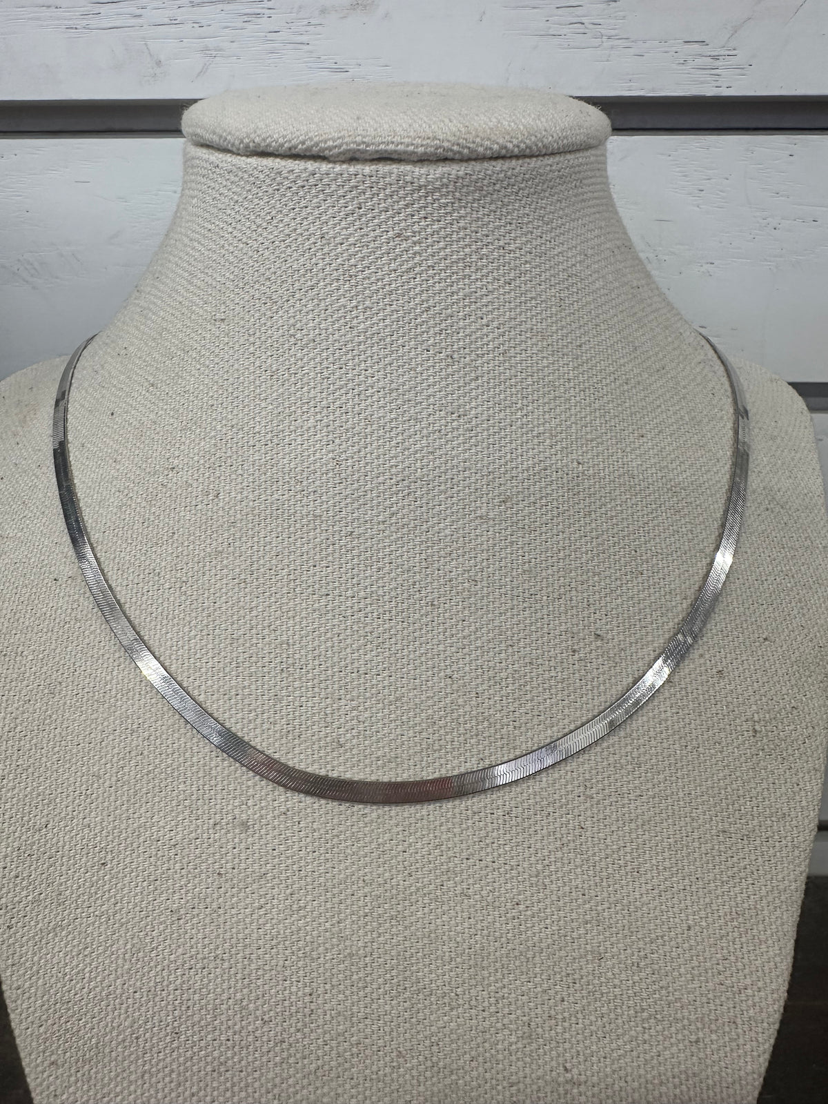 Dainty Herringbone Chain