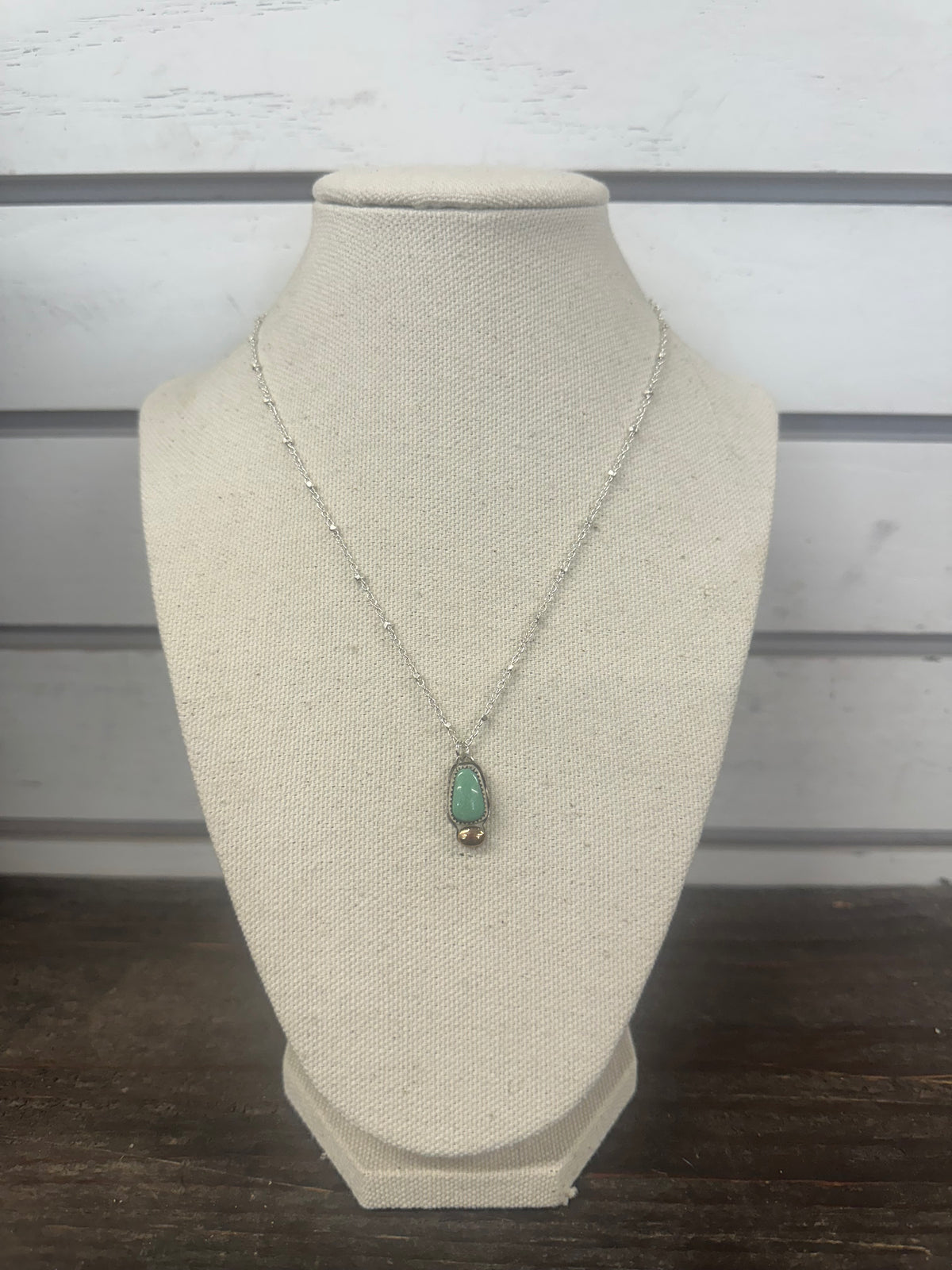 Small Green Turquoise Necklace