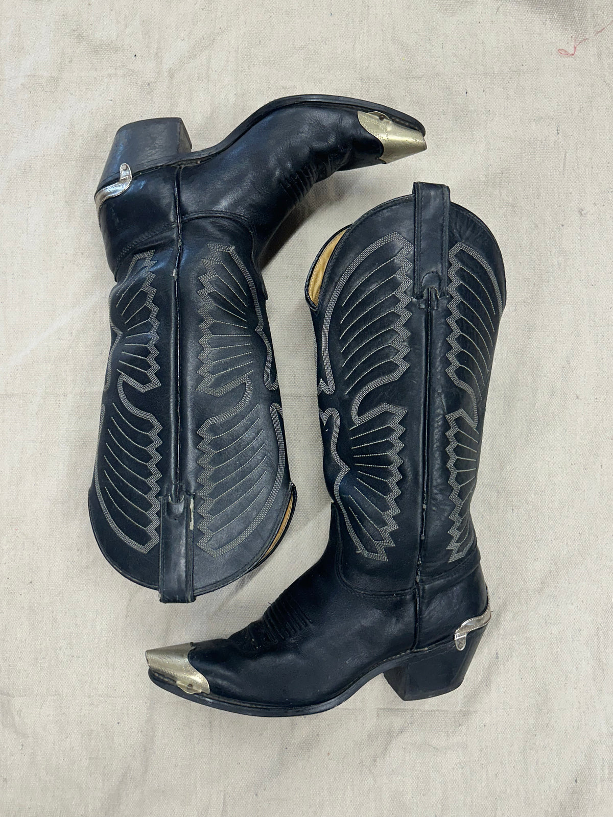 Vintage Black Silver Detailed Cowboy Boots