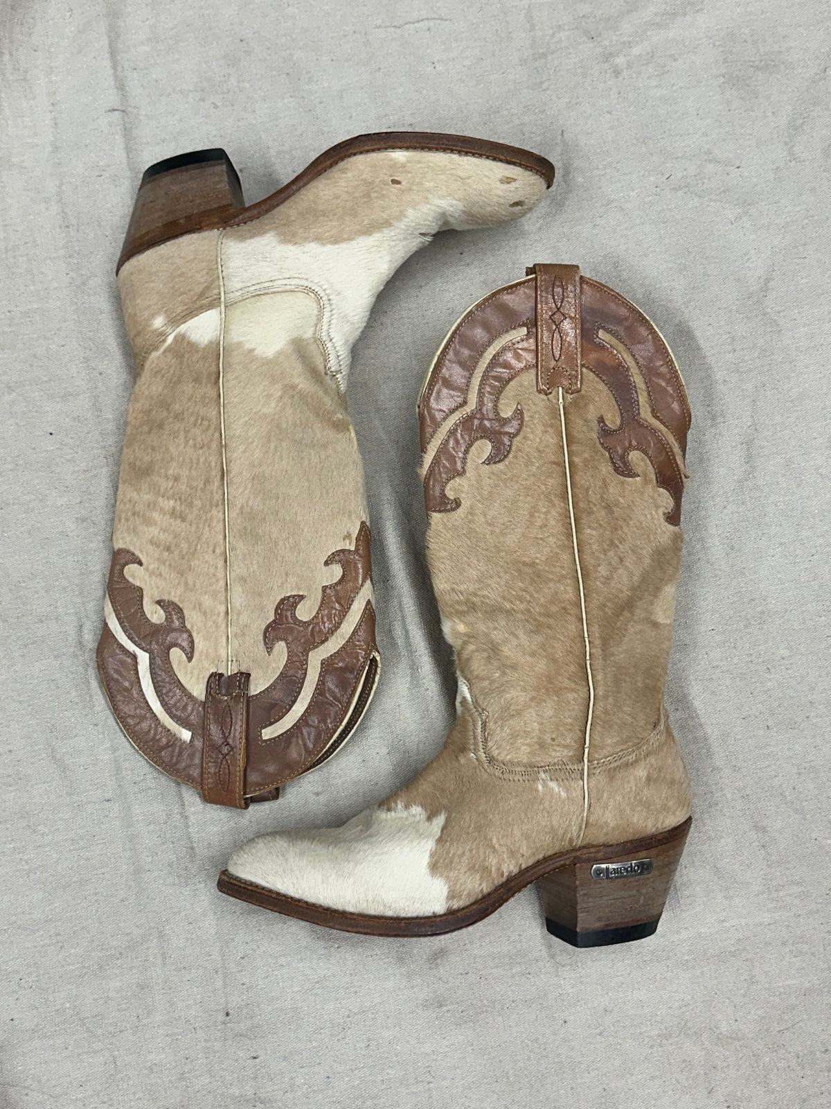 Vintage Beige Cowboy Boots