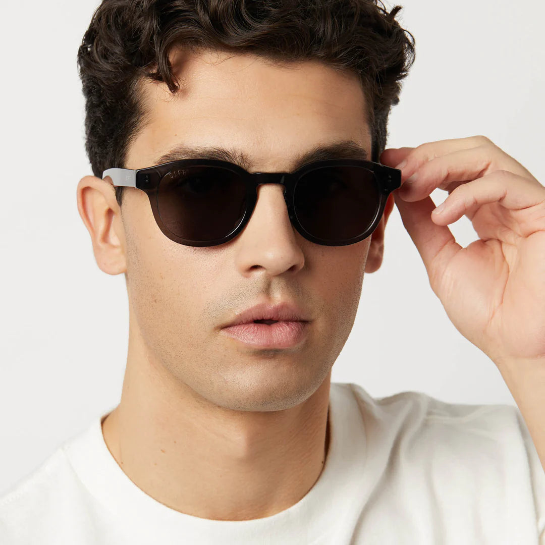 Arlo - Black Smoke Sunglasses