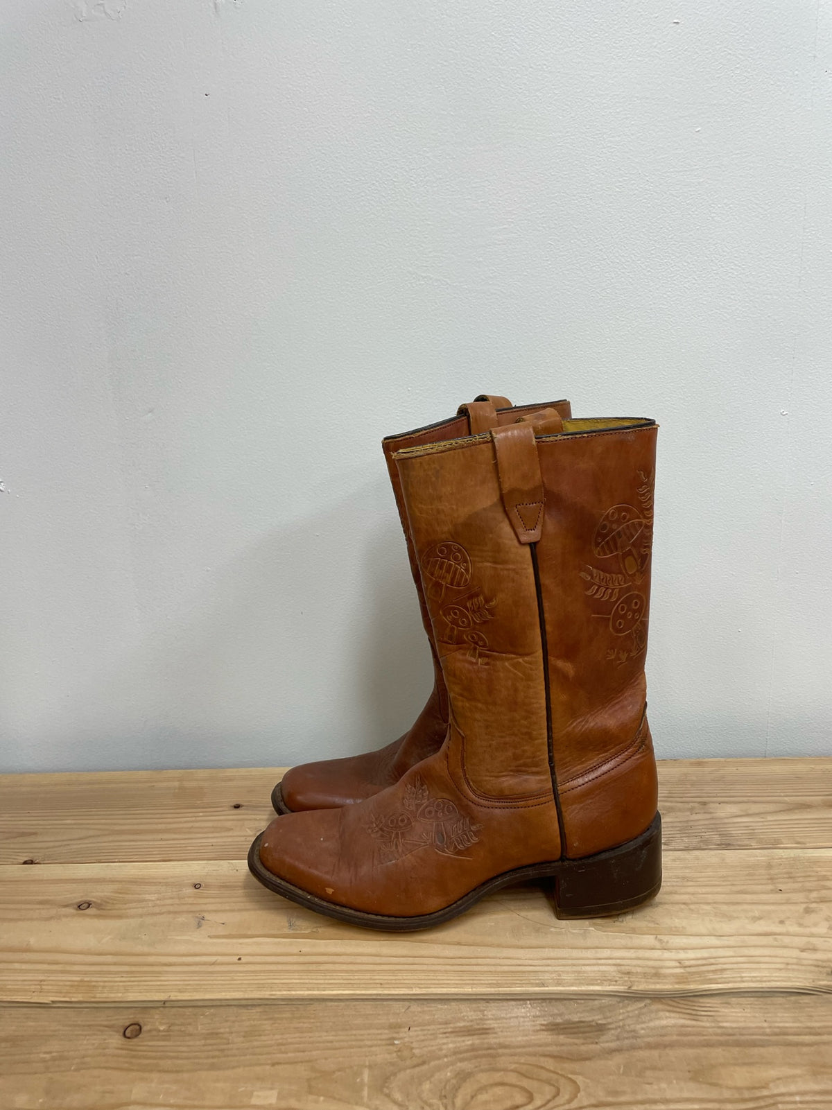 Square Toe Mushroom Boots