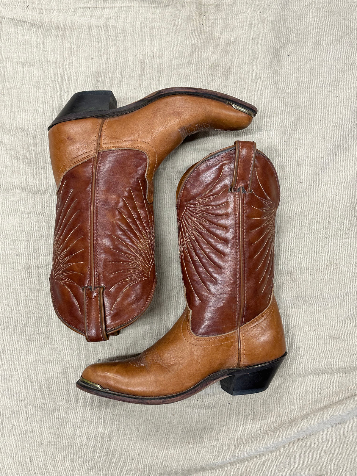 Vintage Brown Sun Design Cowboy Boots