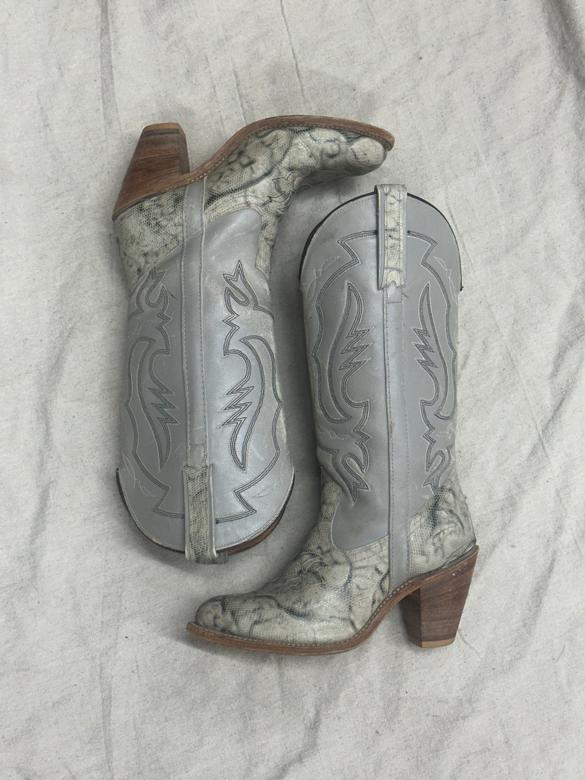 Vintage Marble Grey Cowboy Boots