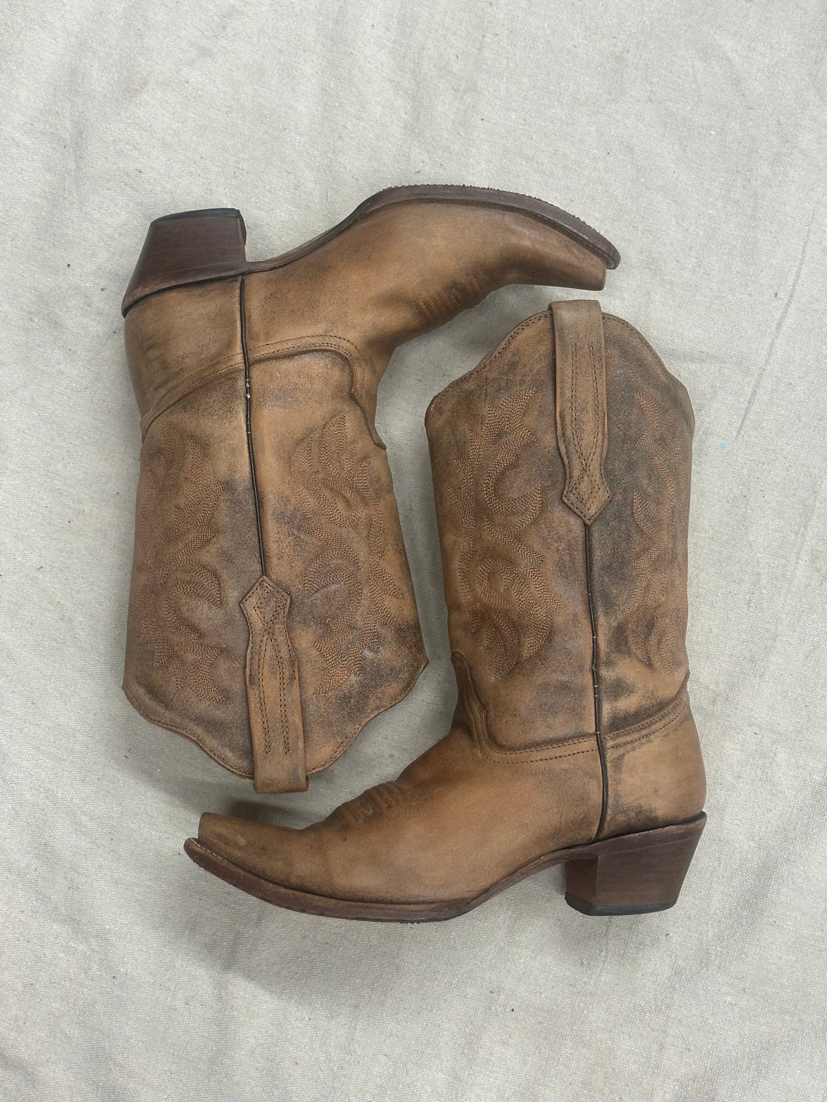 Vintage Light Brown Cowboy Boots