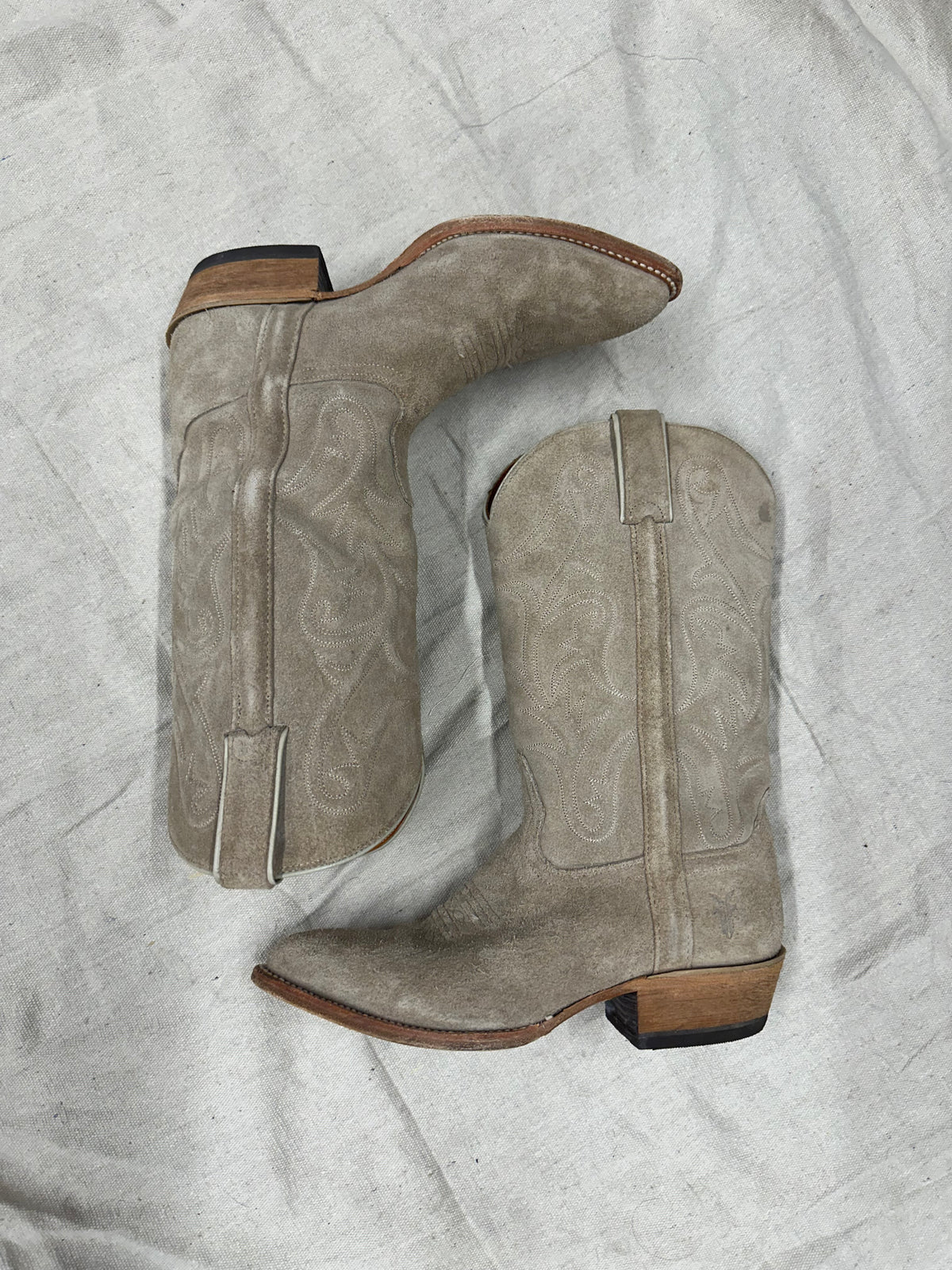 Vintage beige suede Frye cowboy boots