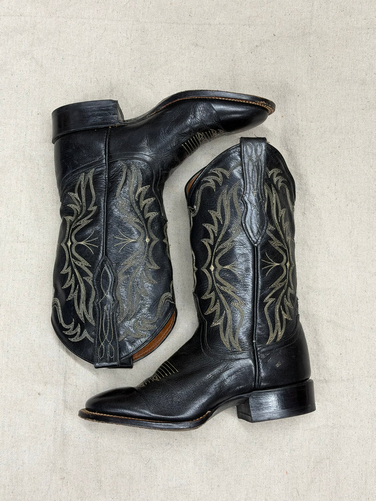 Vintage Black and Crème Cowboy Boots
