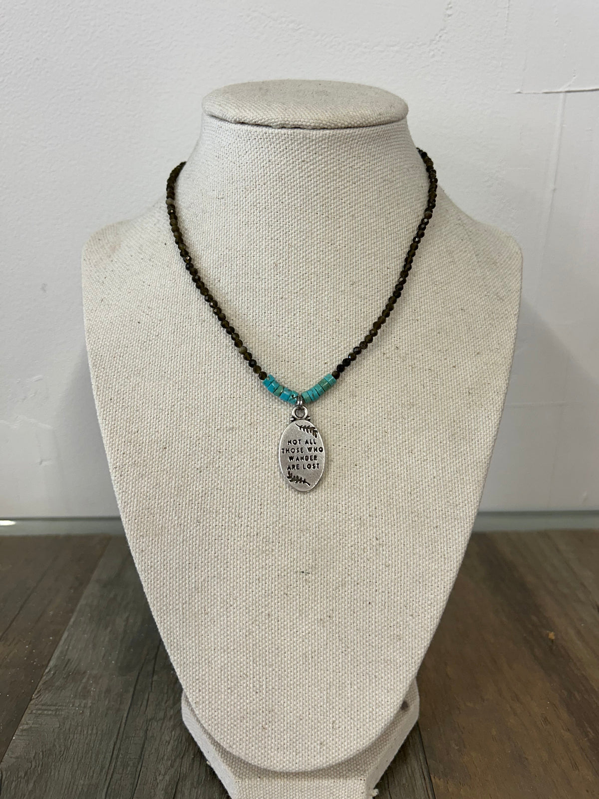 Wander Necklace