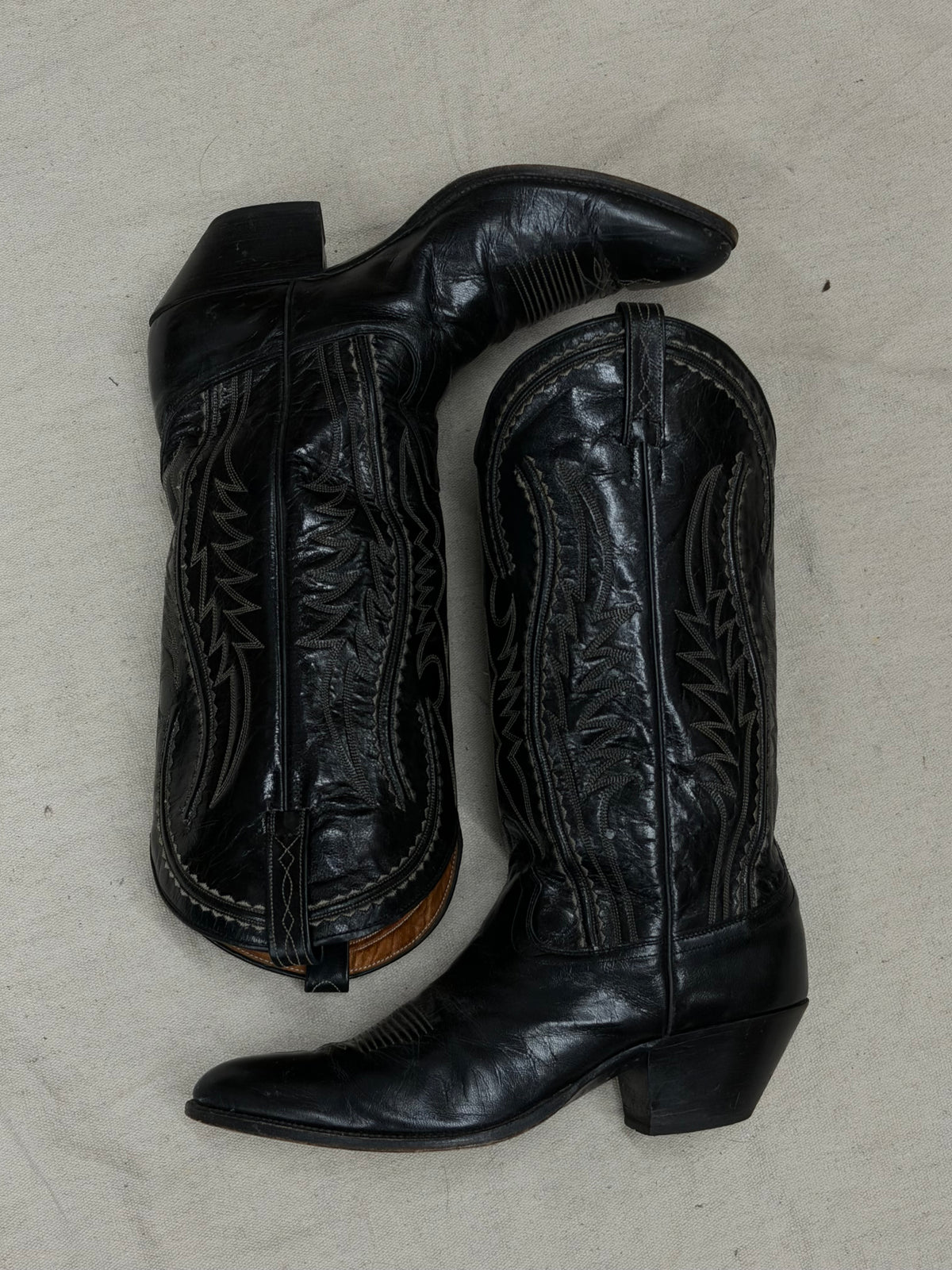 Vintage Black with Grey Detailing