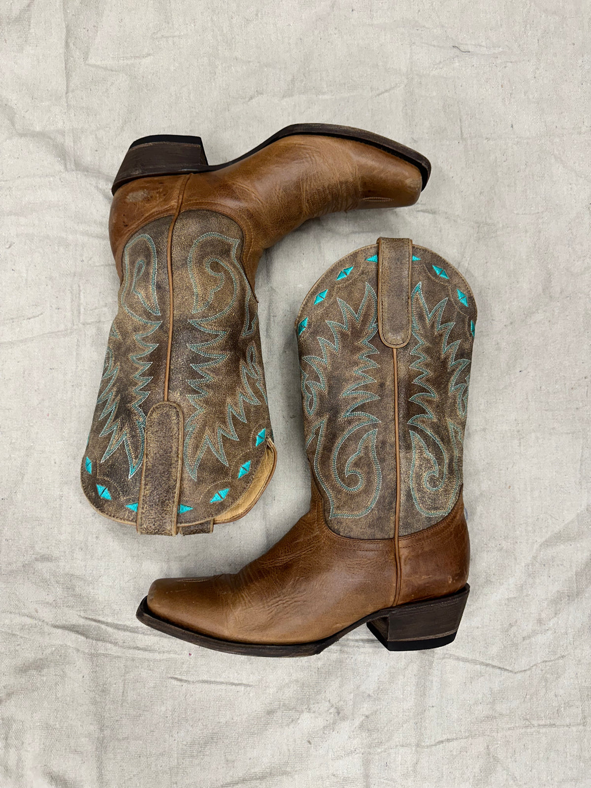 Vintage brown and blue French toe cowboy boots