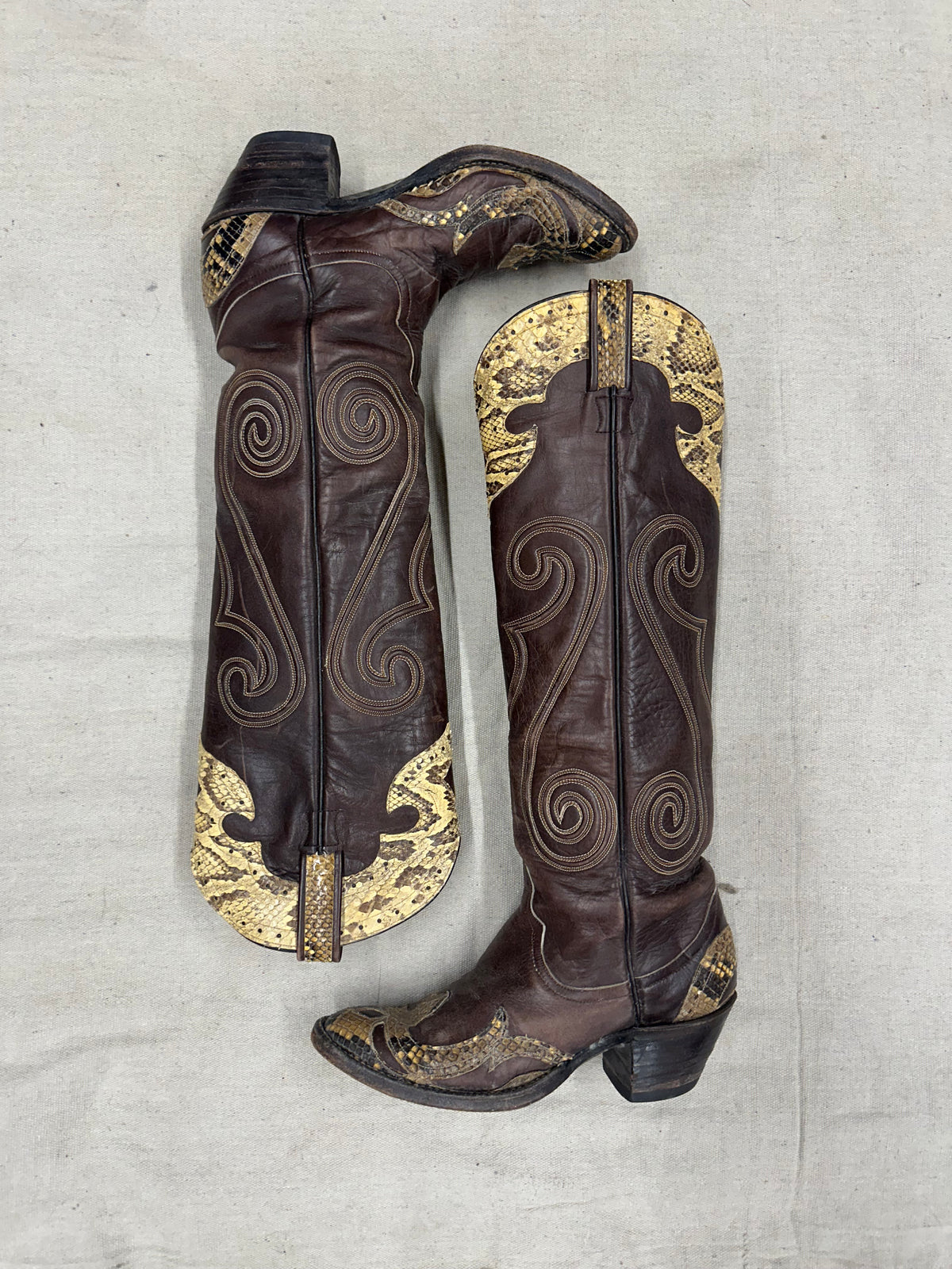 Vintage Brown Detailed Cowboy Boots