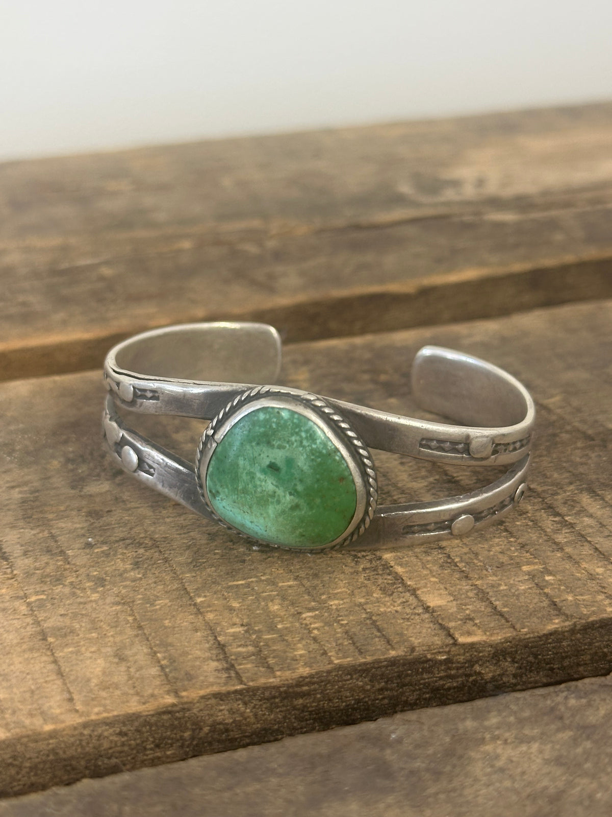 Green Turquoise Silver Cuff