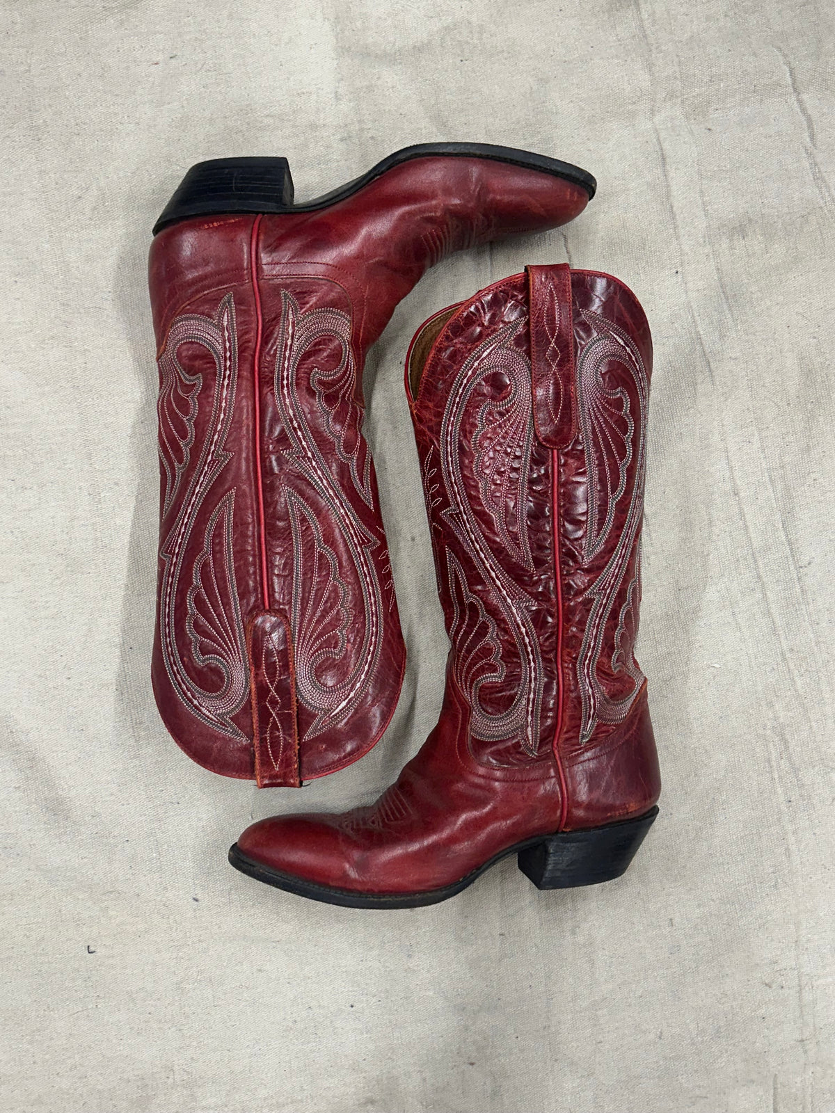 Vintage Red Detailed Cowboy Boots