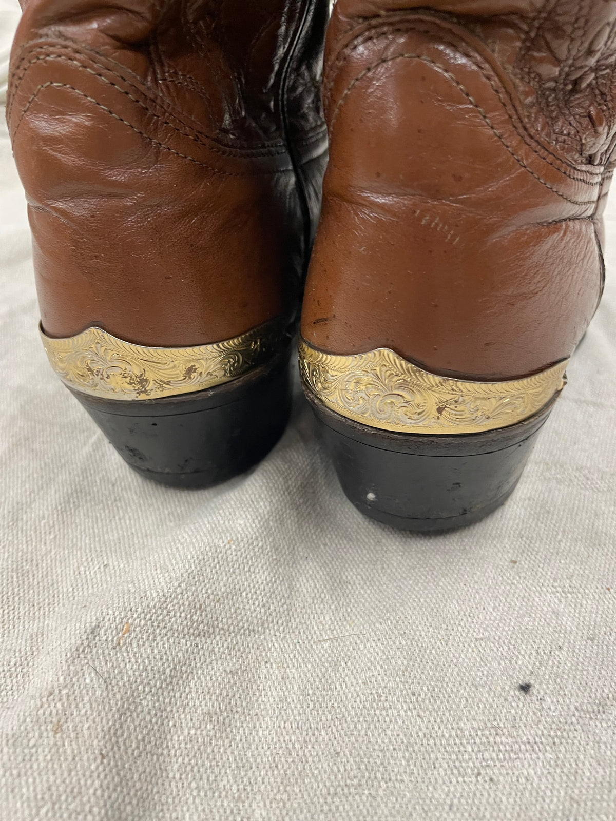 Vintage brown round toe with metal toe Rand cowboy boots