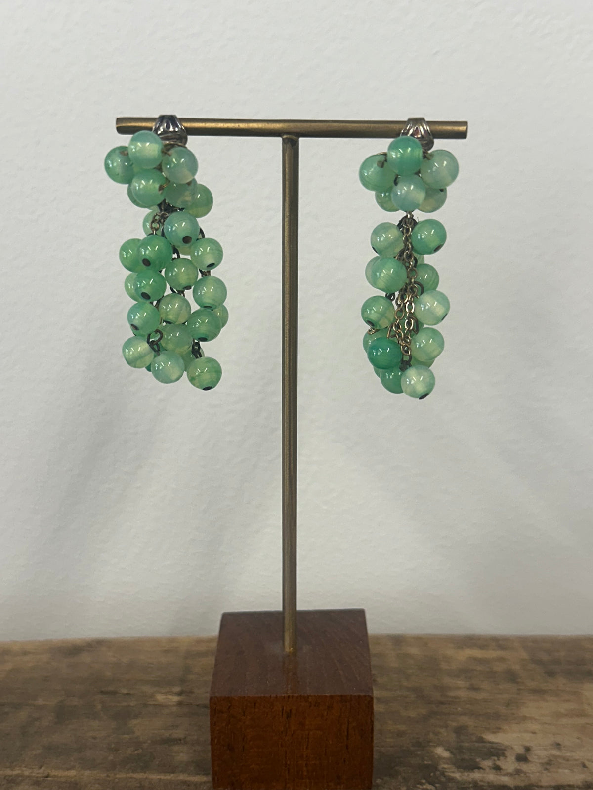 Vintage Green Cluster Clip-on Earrings