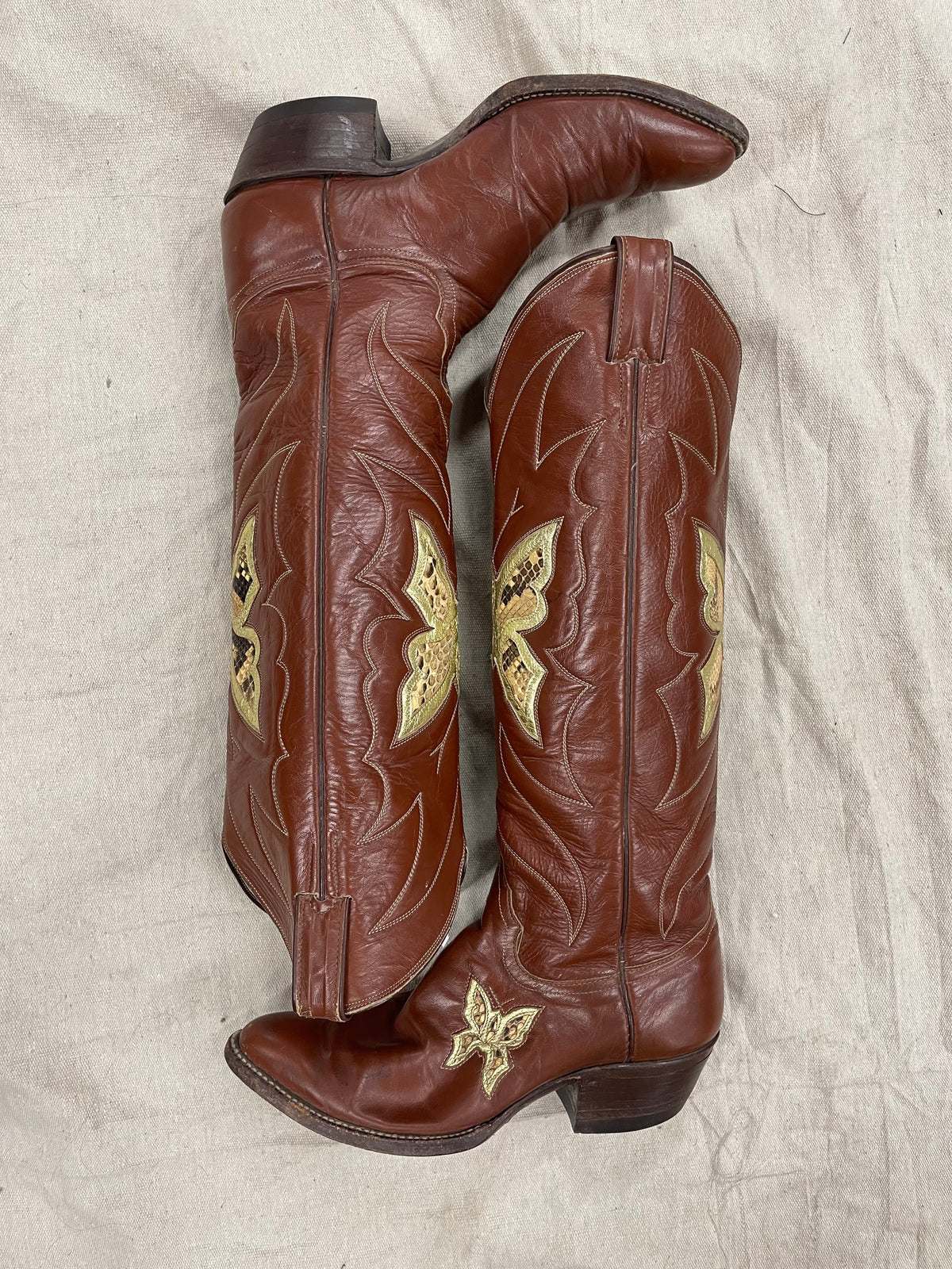 Vintage Rare Chestnut Gold Butterfly Cowboy Boot