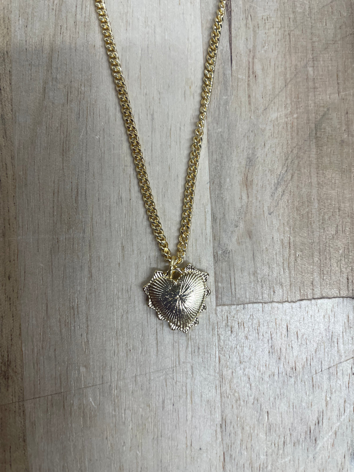 Small Heart Burst Neckalce