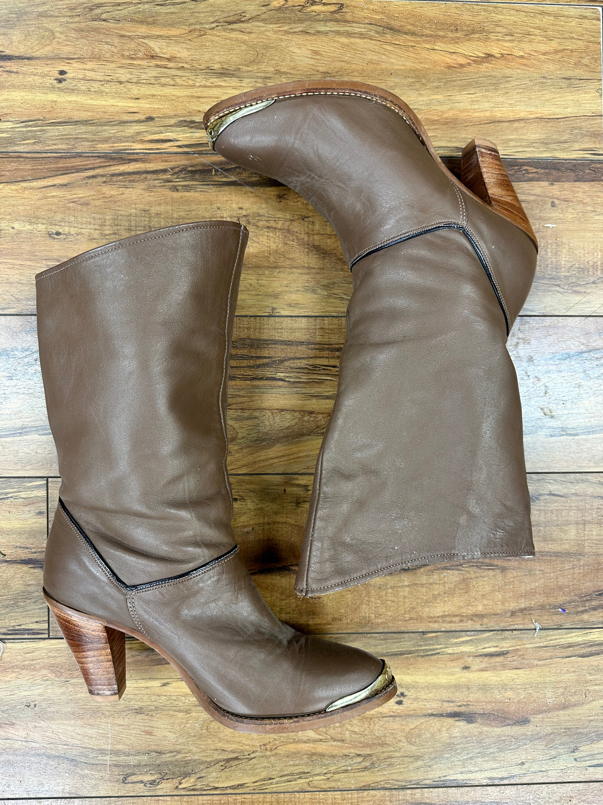 Stacked Heel Brown Leather Cowboy Boots