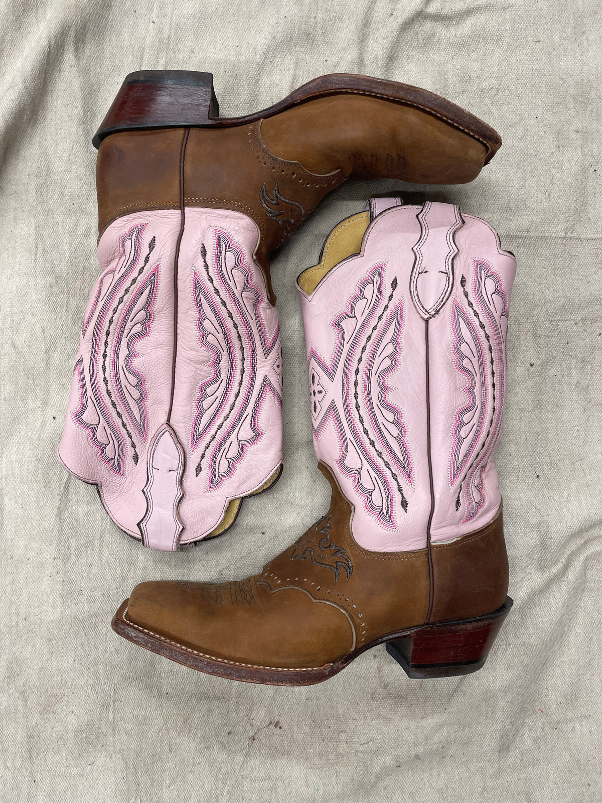 Vintage Pink Tops Suede French Toe Cowboy Boots