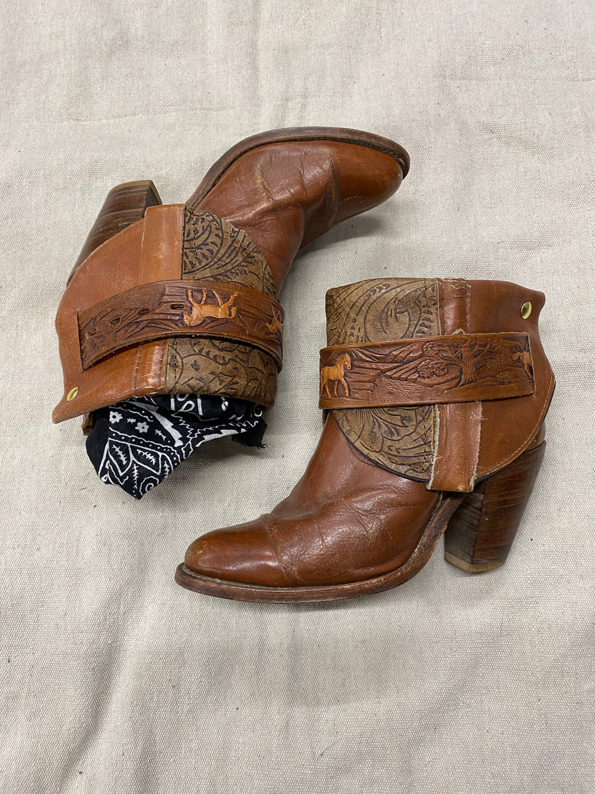 Frye Stacked Heel Cantys