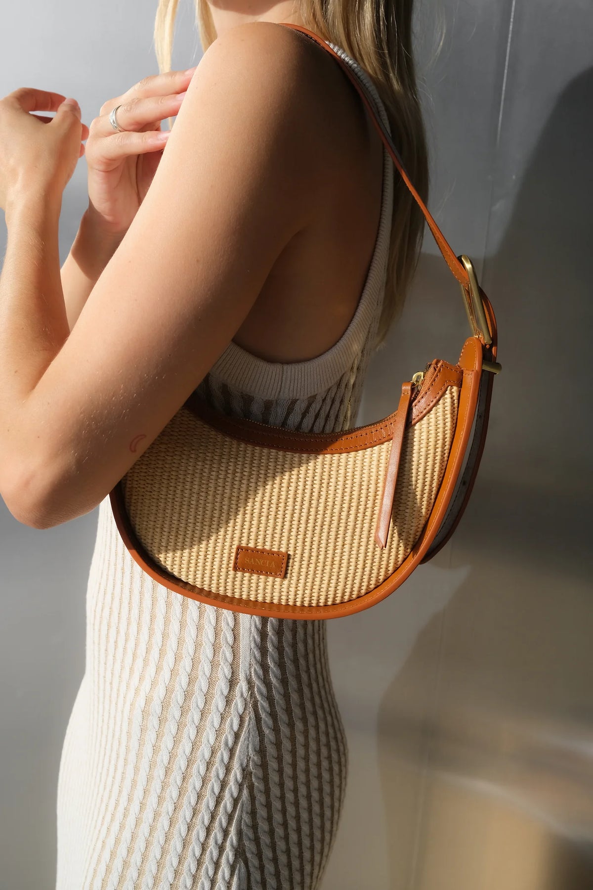 The Luna Handbag - Natural