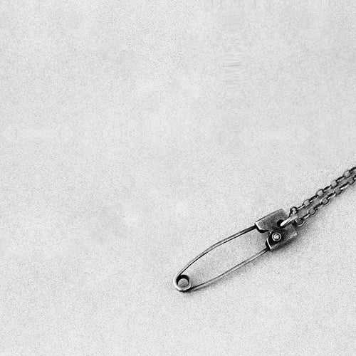 Safety Pin Necklace Inland