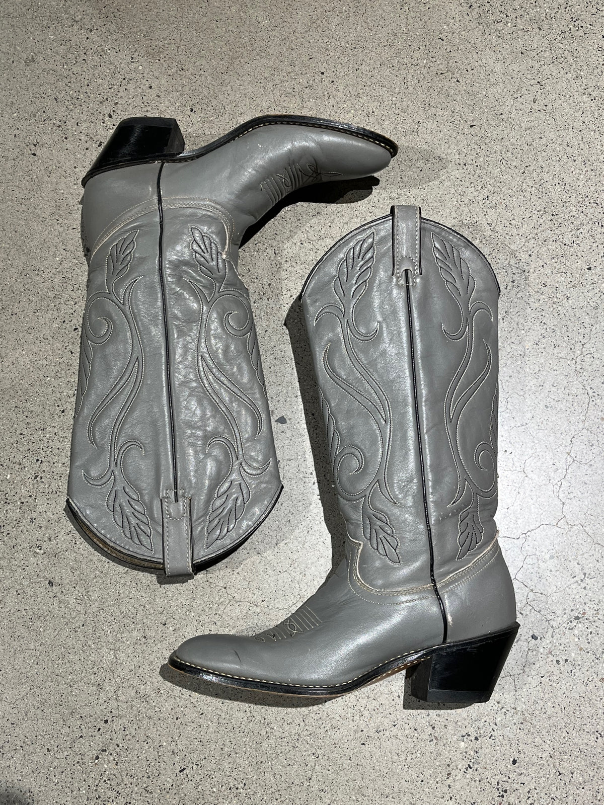 Vintage Dove Grey Cowboy Boots